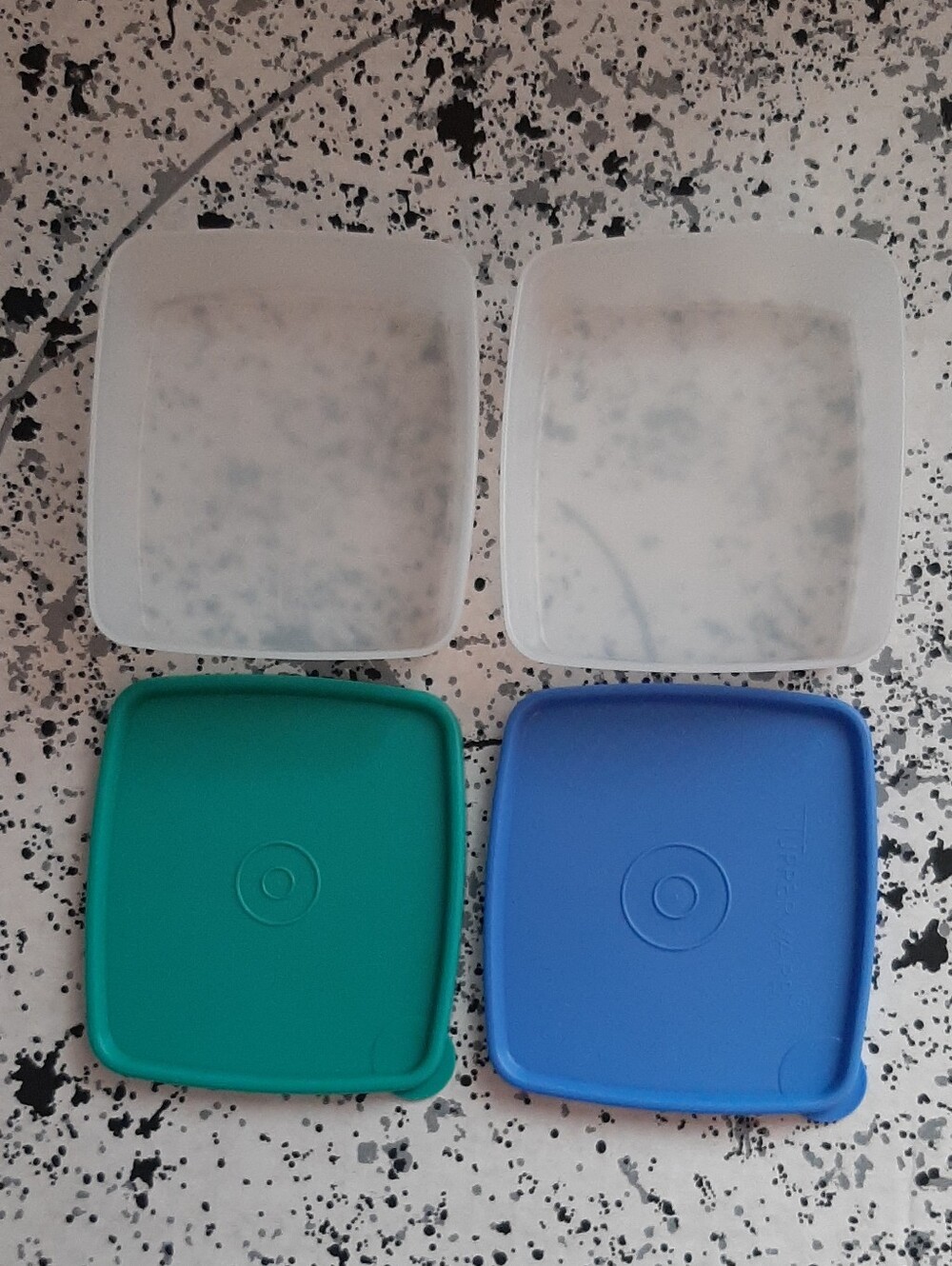 Tupperware Small Squares Refrigerator Set Of 2